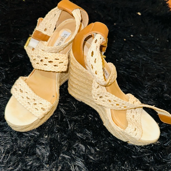 used - Picture 2 of 7